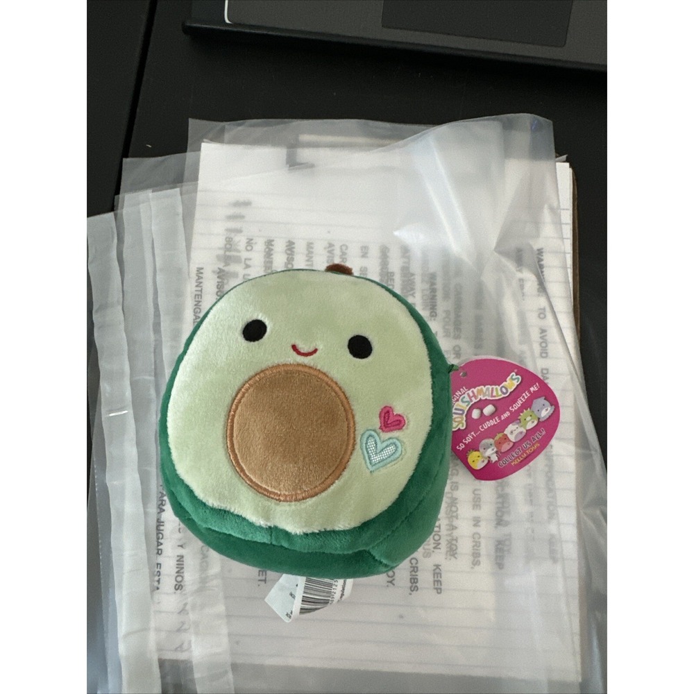 NWT Squishmallows Austin the Avocado 5" Plush Valentine Hearts variation #22‎